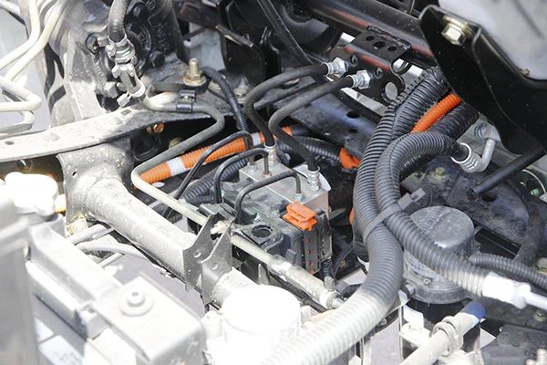 ISUZU EV100 электрлік жүк көлігі 22